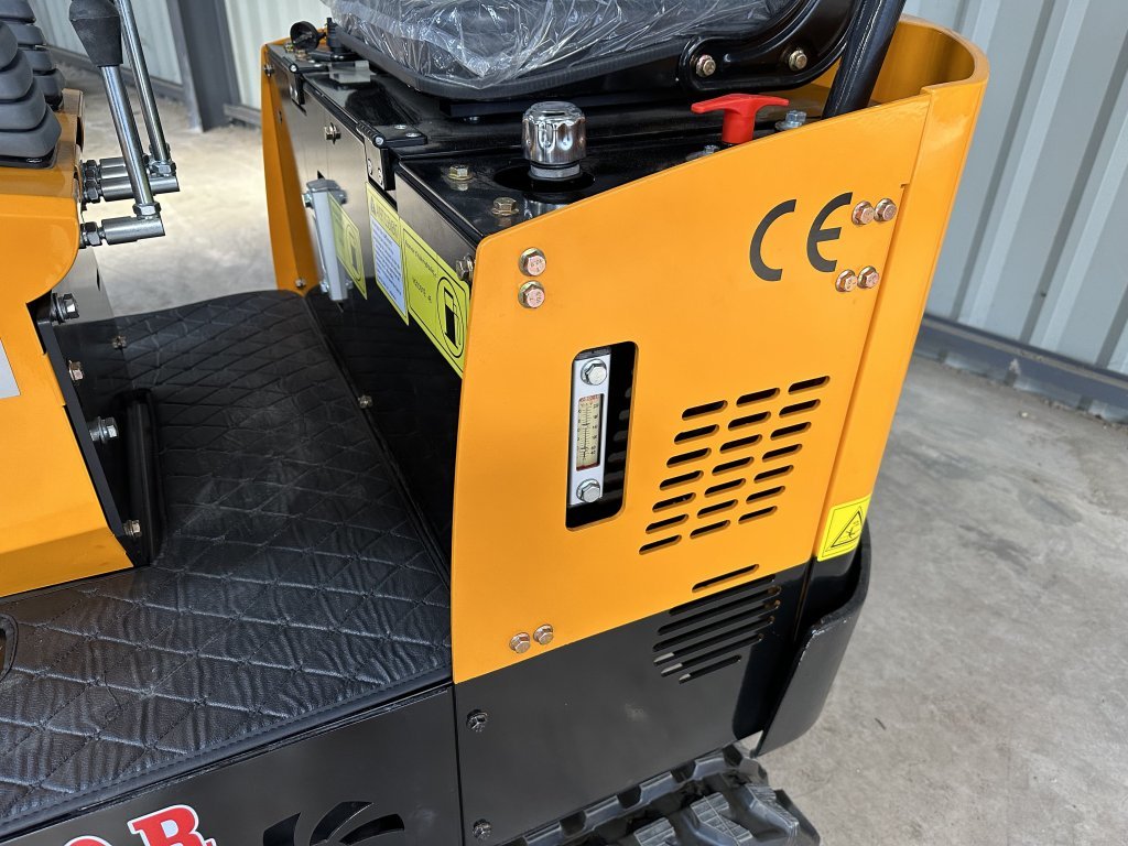 Mini pelle TERRA CS10.R