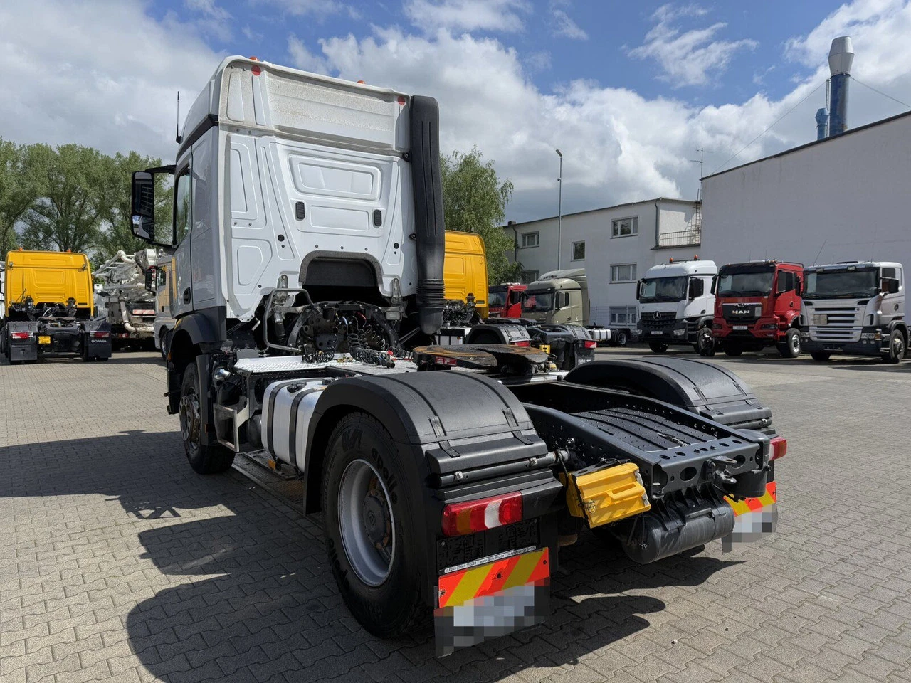 Mercedes-Benz Arocs 1843